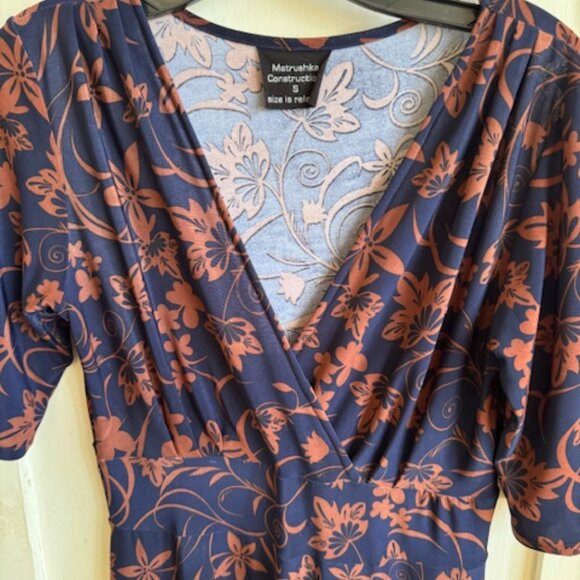 MATRUSHKA CONSTRUCTION Blue and Rust Floral Dress Size Small - Picture 2 of 8